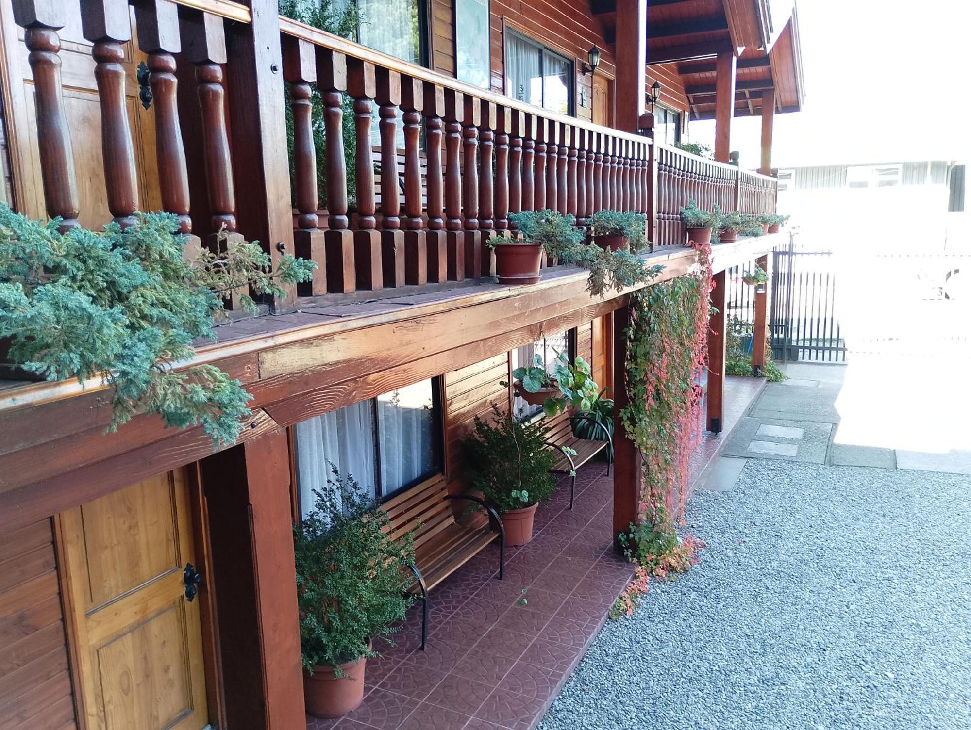 Apart-Hotel Colonia-Koenigsberg Estacionamiento Deptos Completos Ubicado En El Centro De Valdivia Aire Acondicionado Экстерьер фото