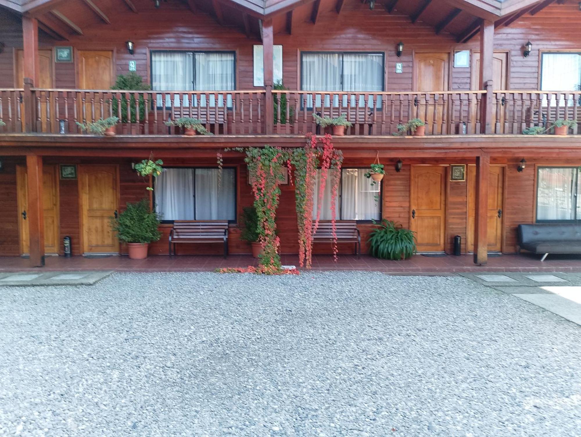 Apart-Hotel Colonia-Koenigsberg Estacionamiento Deptos Completos Ubicado En El Centro De Valdivia Aire Acondicionado Экстерьер фото